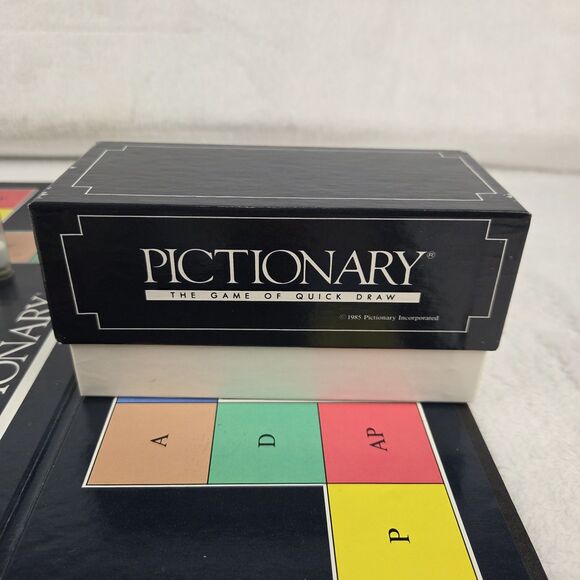 Vintage Pictionary First Edition Game 1985 Original Pieces Complete - Picture 10 of 15